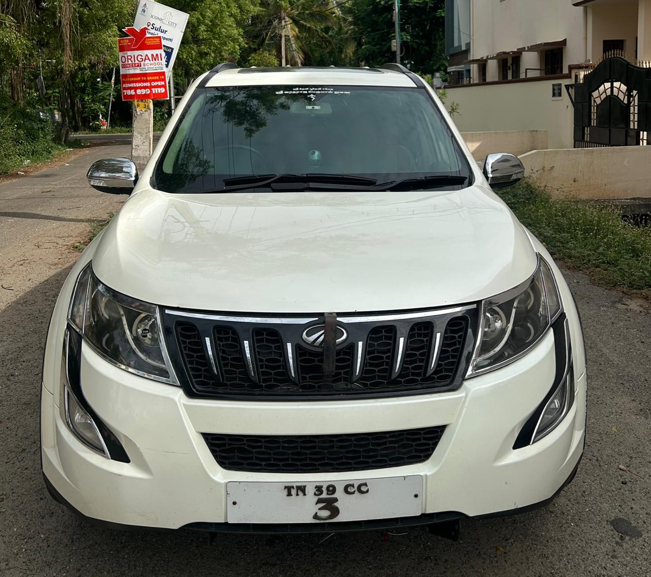 Mahindra XUV 500